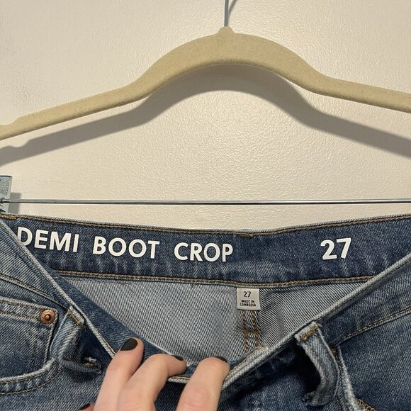 J. Crew Demi Boot Crop Distressed Jeans in Christy Wash Size 27 - Picture 3 of 8